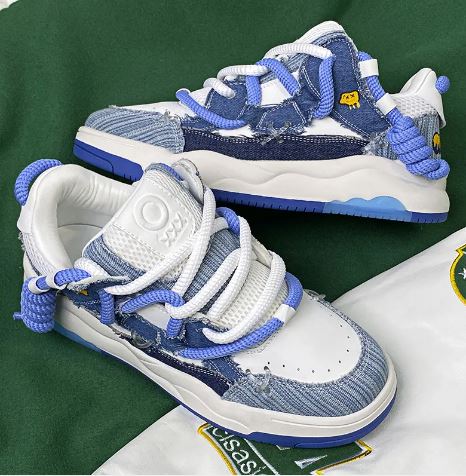 Arrow Leather Sneakers