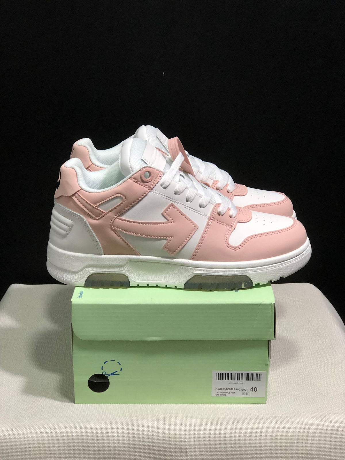 Arrow Leather Sneakers