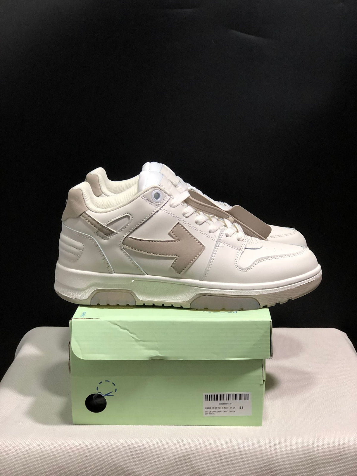Arrow Leather Sneakers