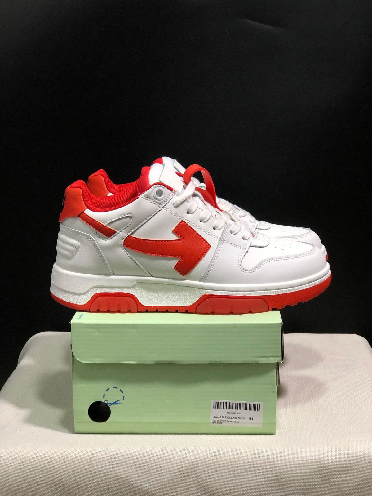 Arrow Leather Sneakers