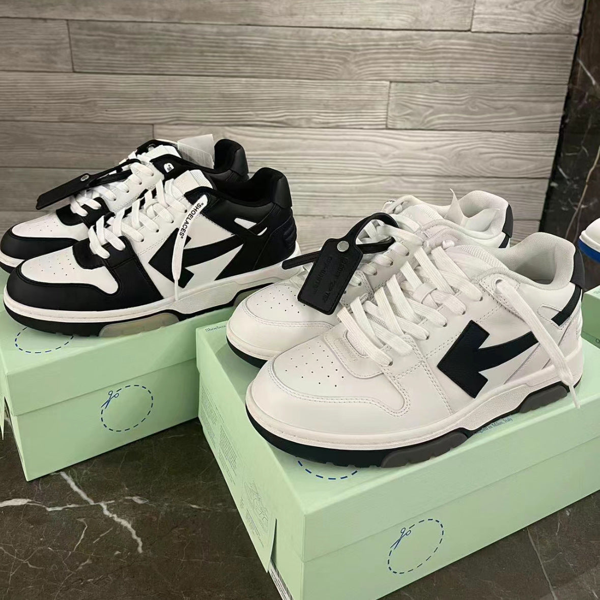 Arrow Leather Sneakers